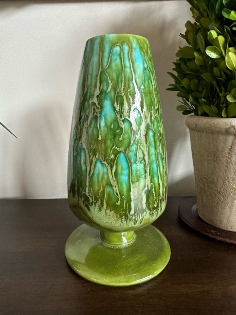 RARE VTG MCM Freeman-McFarlin Green Drip Glaze Ceramic Pedestal Atomic Vase